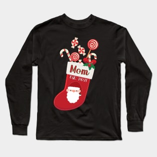 FIRST CHRISTMAS AS A MOM QUOTE DESIGN MAKES A CUTE SHIRT, MUG, GREETING CARD Long Sleeve T-Shirt